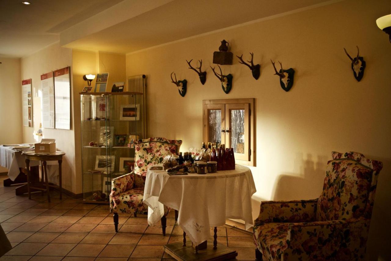 Seehotel Huberhof Oberuckersee Екстериор снимка