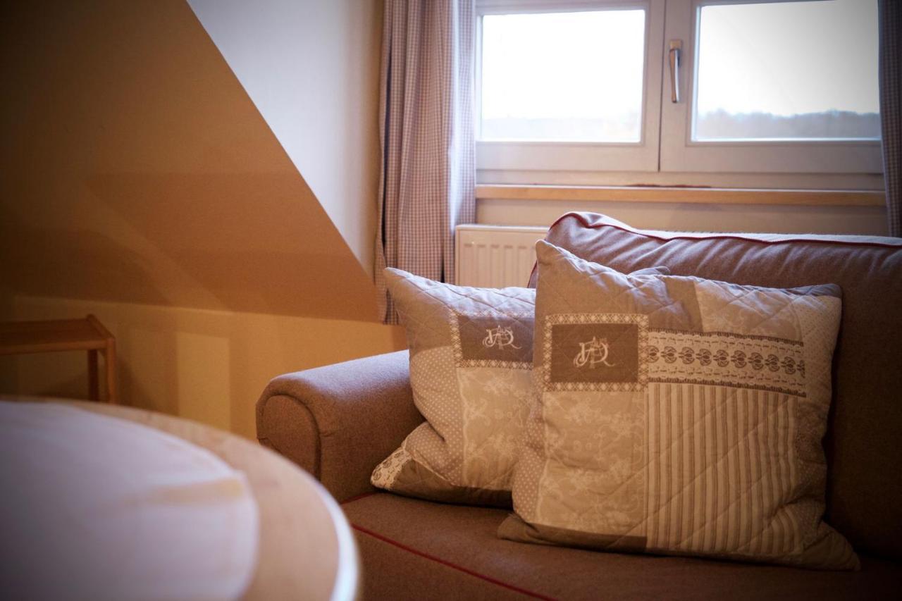 Seehotel Huberhof Oberuckersee Екстериор снимка